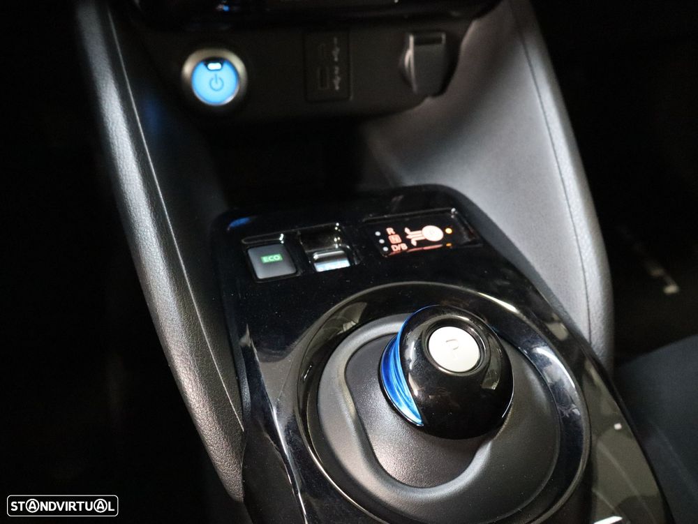 Nissan Leaf N-Connecta - 18