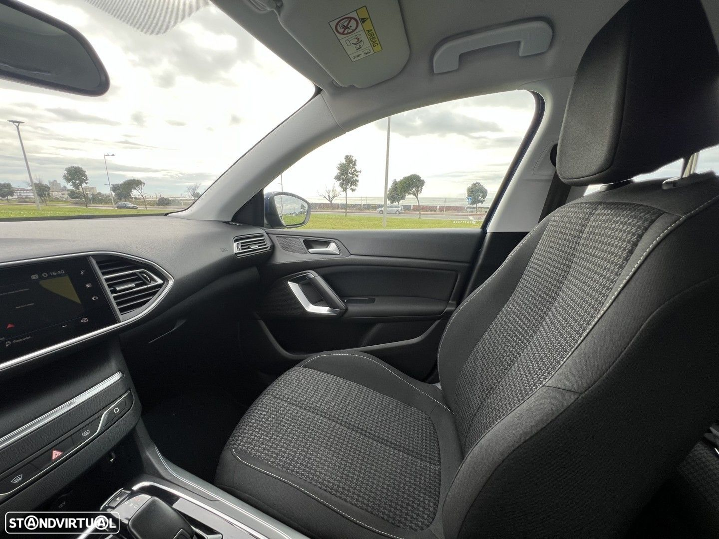 Peugeot 308 SW 1.5 BlueHDi Allure EAT8 - 35