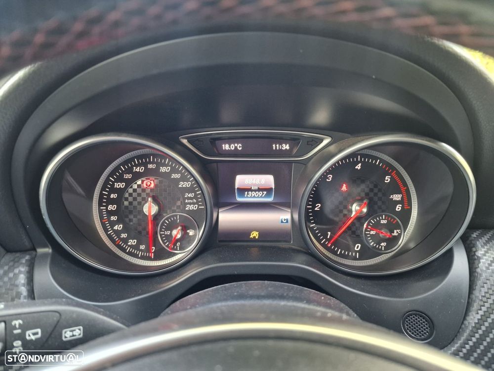 Mercedes-Benz A 180 d AMG Line - 15