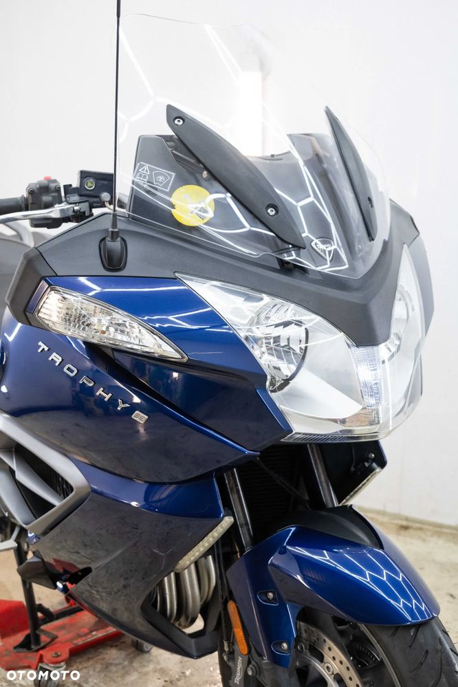 Triumph Trophy - 11