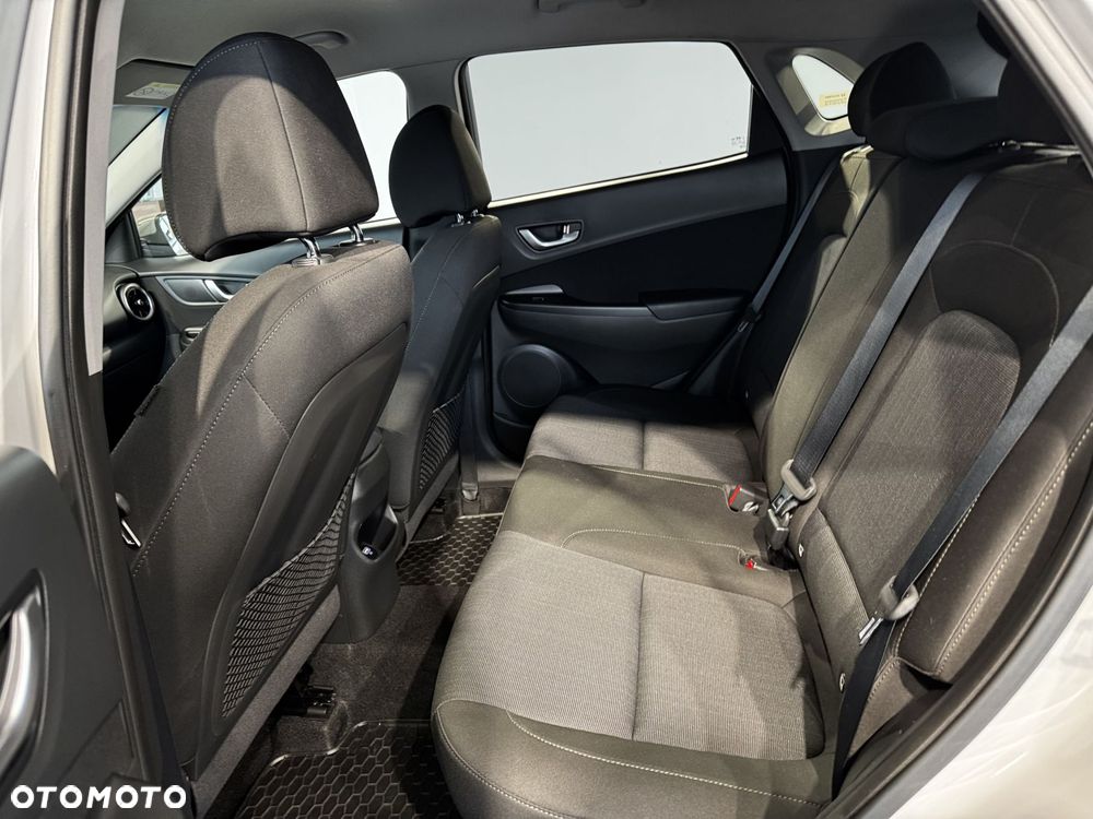 Hyundai Kona - 15