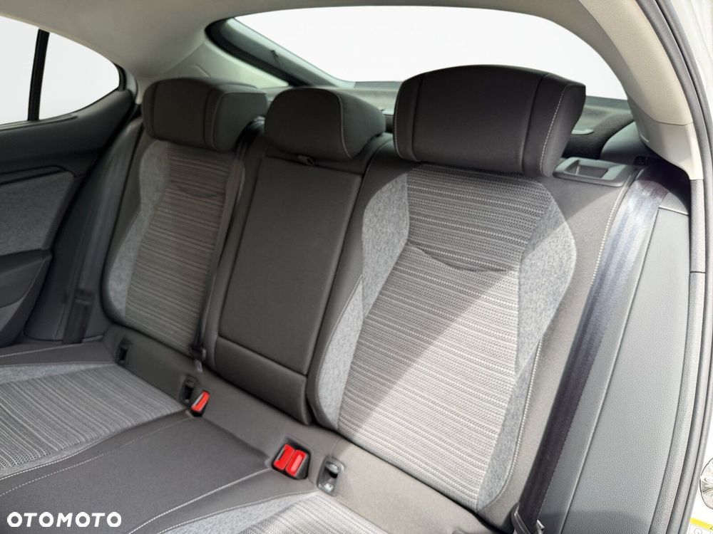 Skoda Superb 2.0 TSI 4x4 Selection DSG - 34