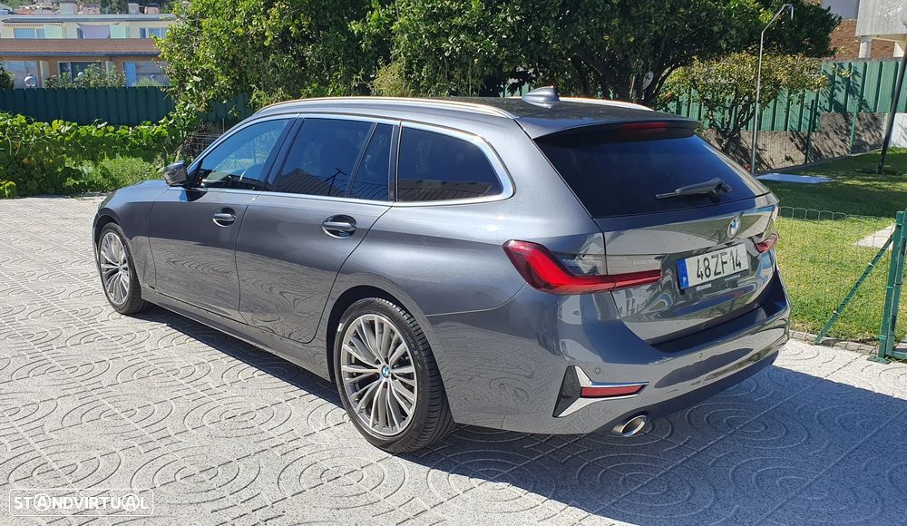 BMW 320 d Line Luxury Auto - 1