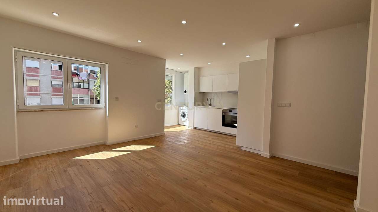 Excelente Apartamento T3 Remodelado a Estrear – Lavradio, Barreiro - Grande imagem: 4/27