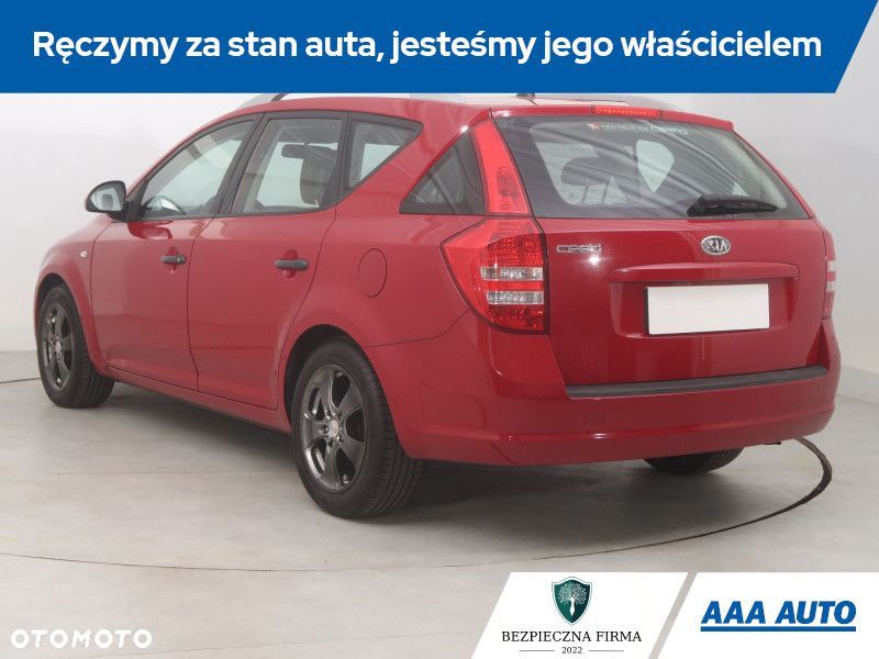 Kia Ceed - 6