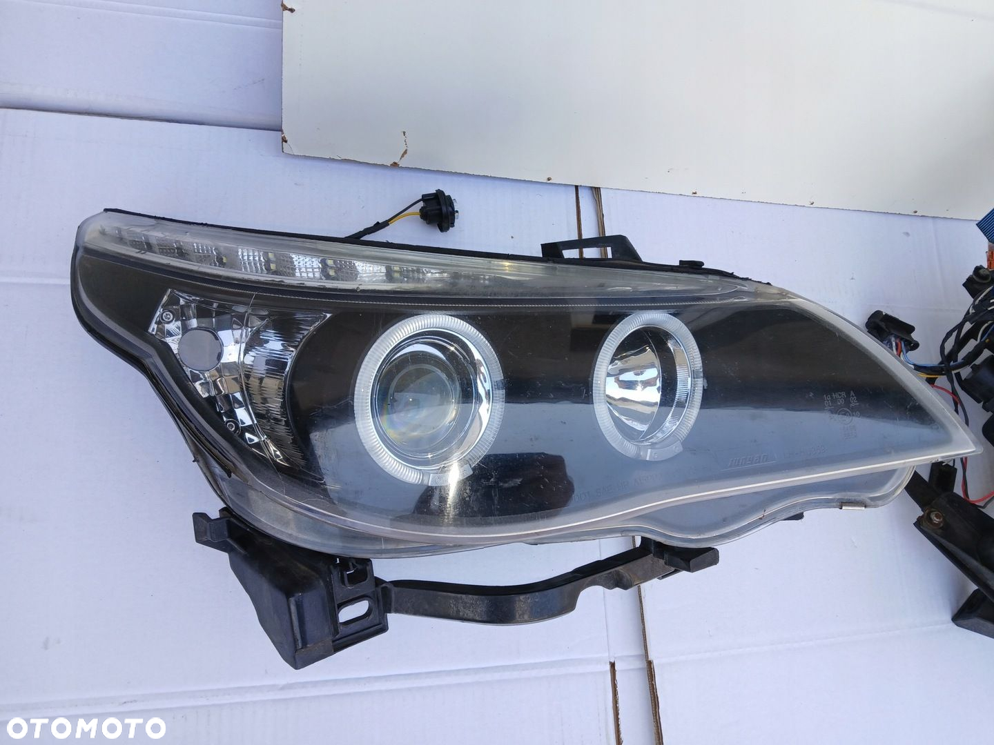 BMW 5 E60 E61 BLACK ANGEL EYE lampa lewa prawa przód Europa LH-HU359 - 5