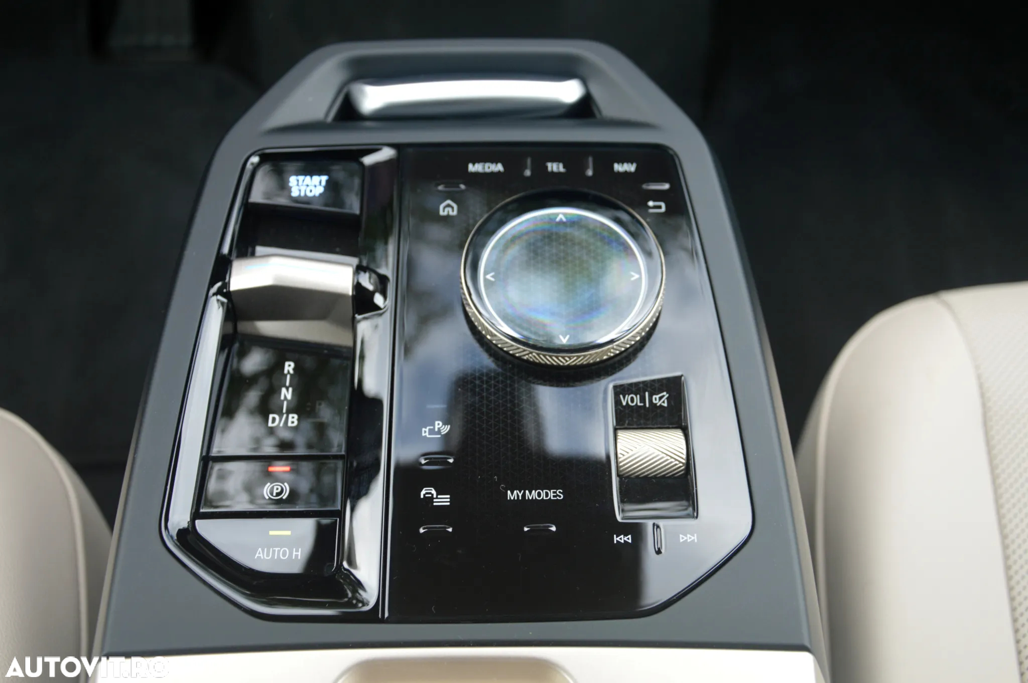 BMW iX xDrive40 - 27