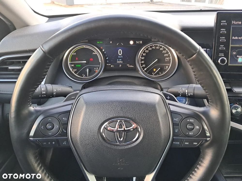 Toyota Camry 2.5 Hybrid Executive CVT - 16