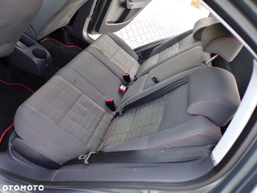 Volkswagen Golf Plus 1.9 TDI Comfortline - 24