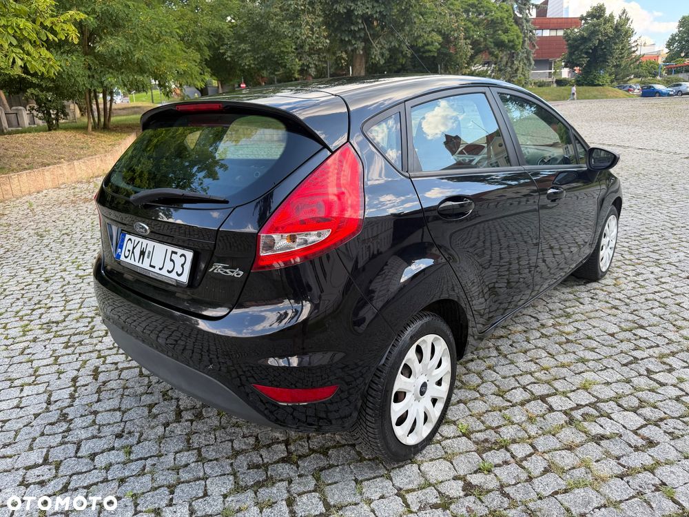 Ford Fiesta 1.25 Champions Edition - 4