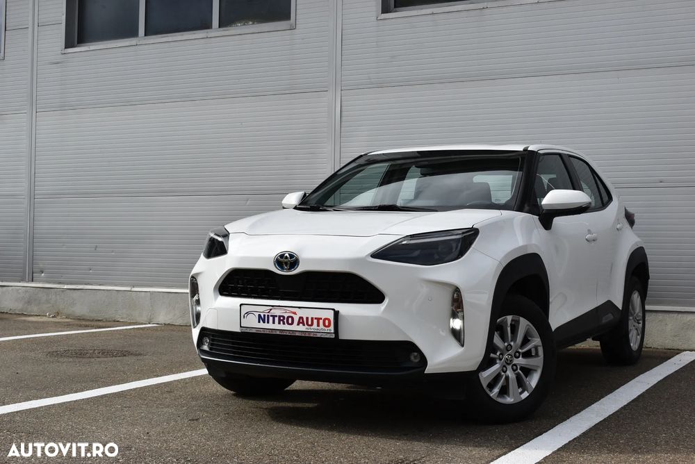 Toyota Yaris 1.5 VVT-i HSD Exclusive Style - 2
