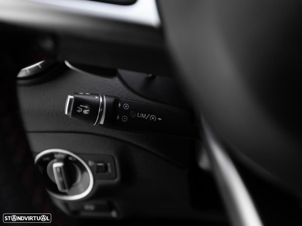 Mercedes-Benz CLA 200 - 17