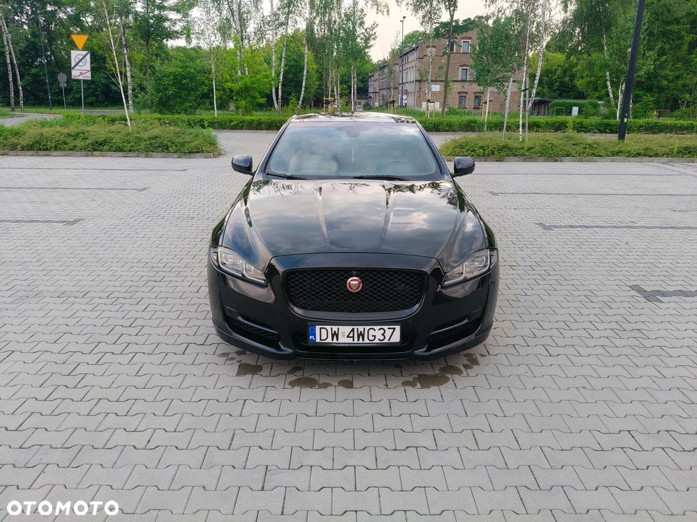 Jaguar XJ 3.0 D V6 R-Sport - 2