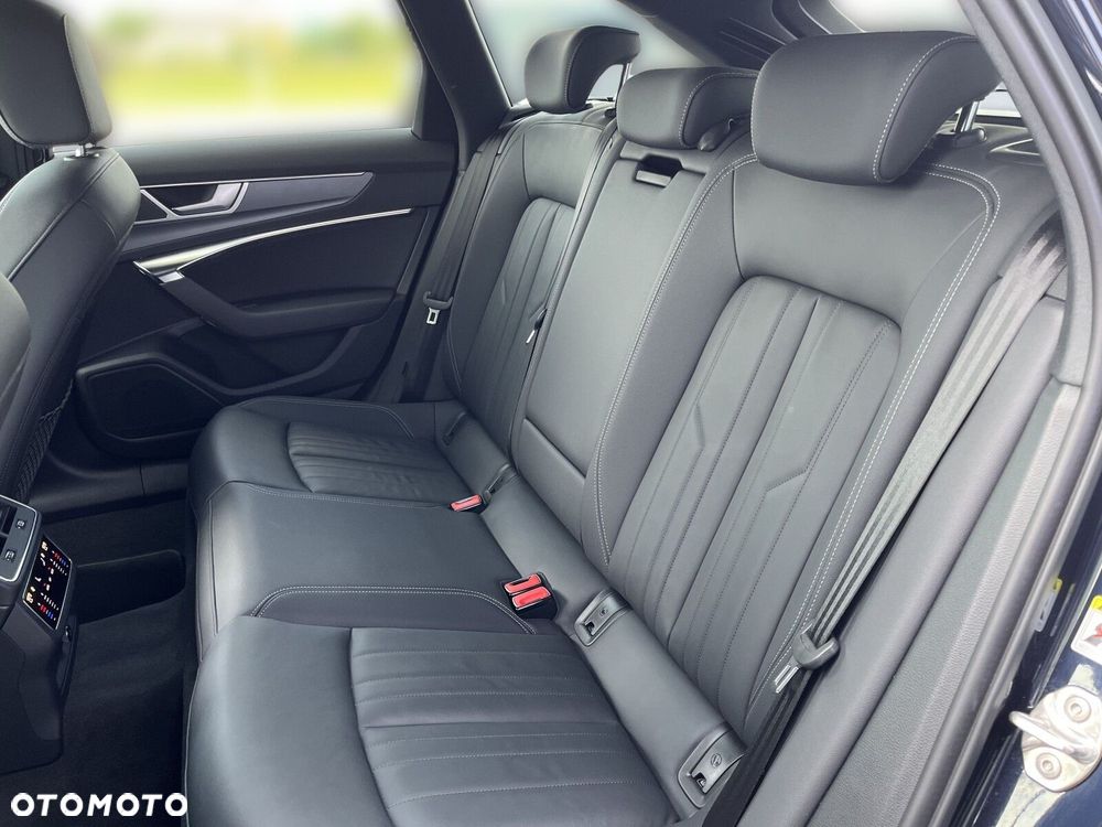 Audi A6 Avant - 16