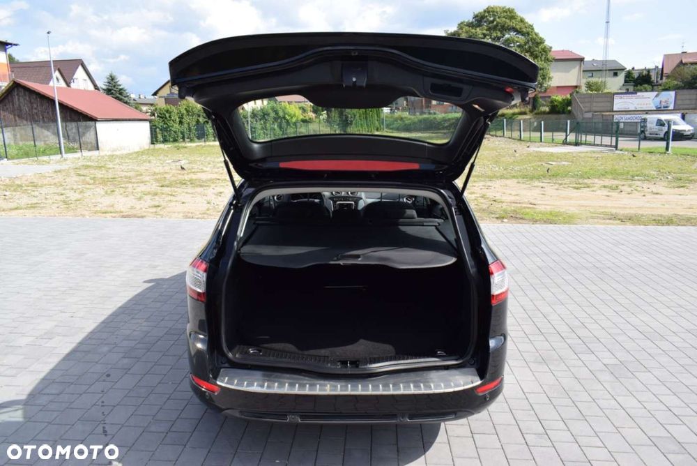 Ford Mondeo - 12