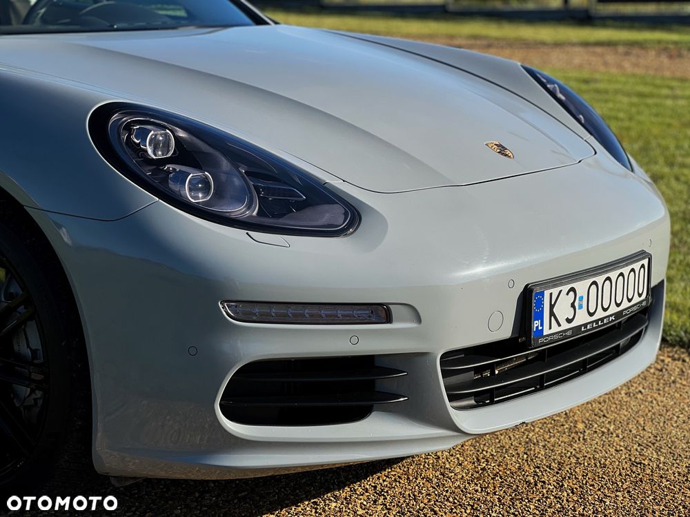 Porsche Panamera 13-16 - 12