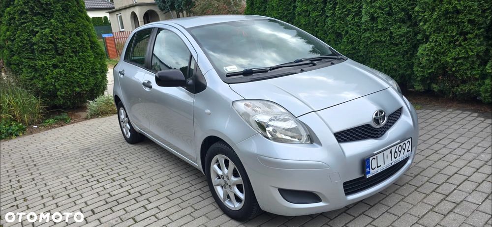 Toyota Yaris - 7