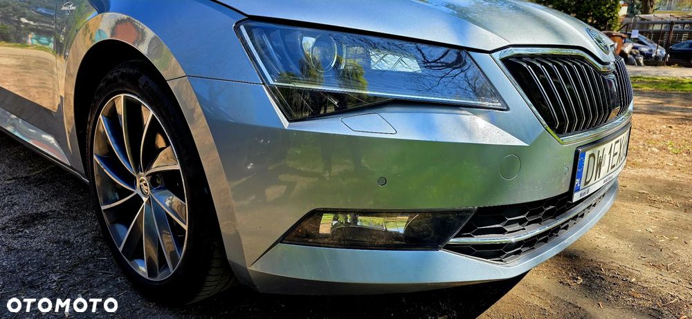 Skoda Superb 1.5 TSI ACT L&K - 8