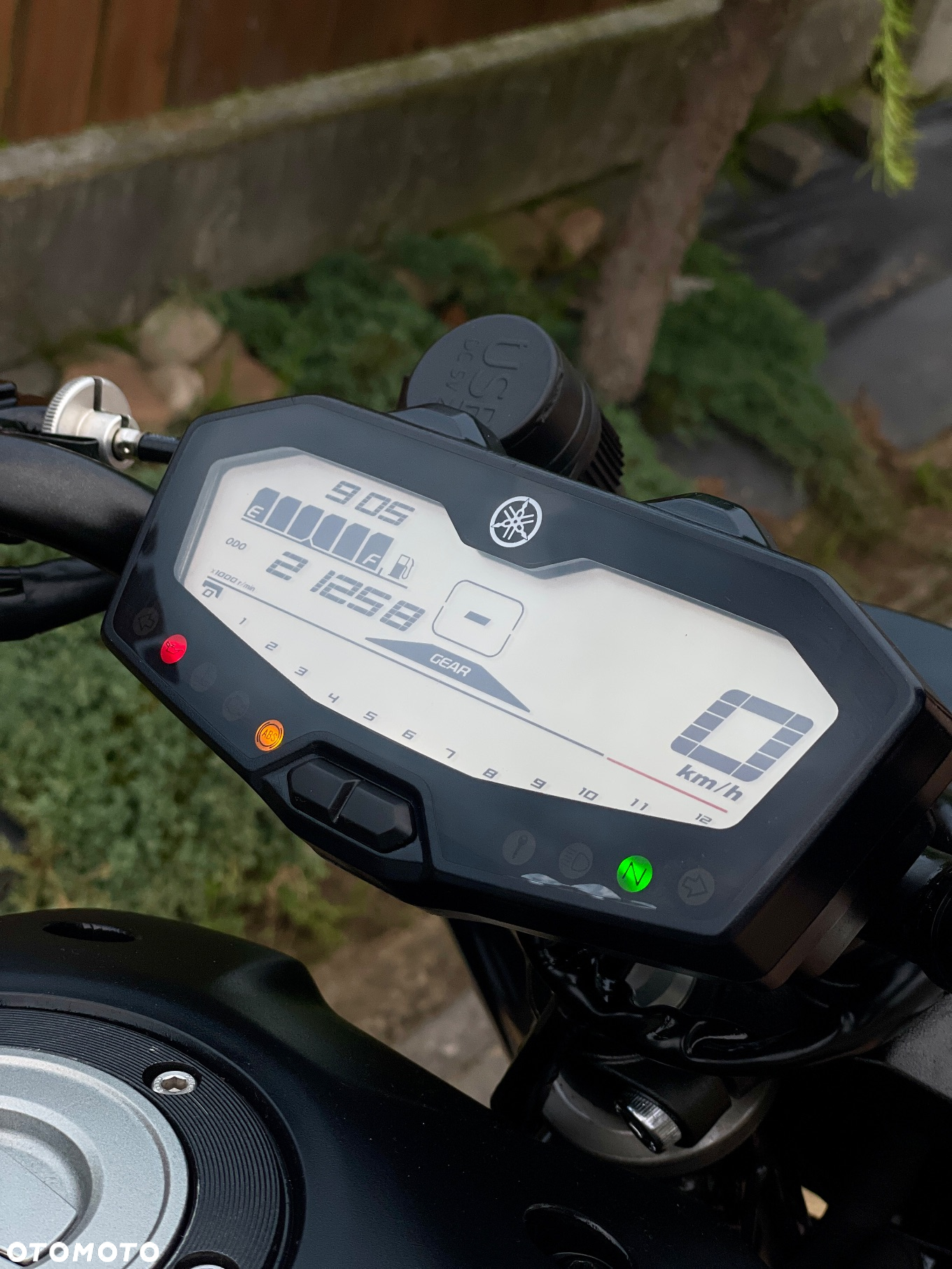 Yamaha MT - 19