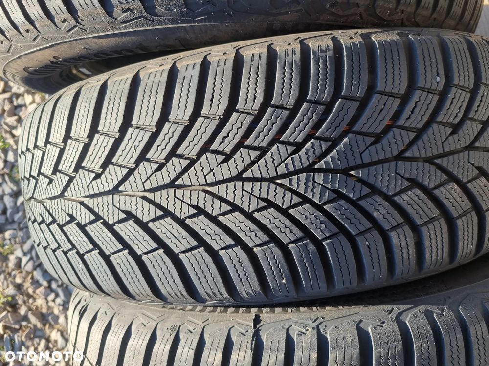 Opony CONTINENTAL WINTER CONTACT TS870 215/60R16 99H 2025r,4x8mm jak nowe - 3