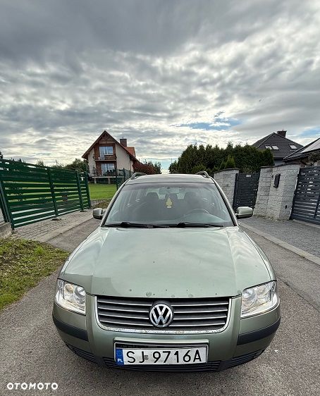 Volkswagen Passat 1.9 TDI Highline - 3