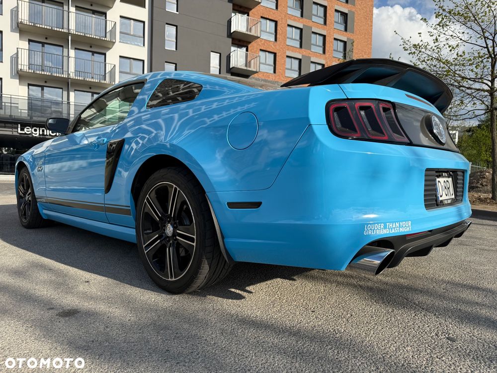 Ford Mustang 5.0 V8 GT - 11