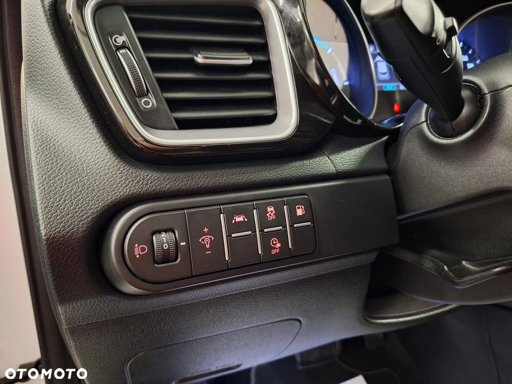 Kia XCeed 1.6 GDI PHEV Business Line DCT - 32