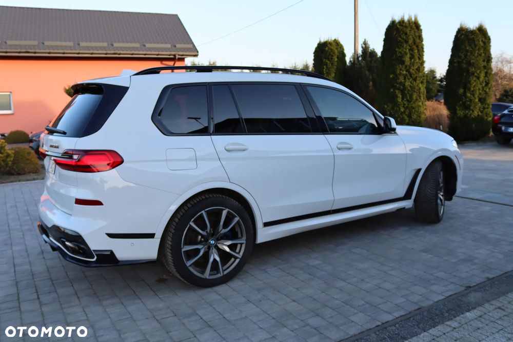 BMW X7 M50i sport - 15