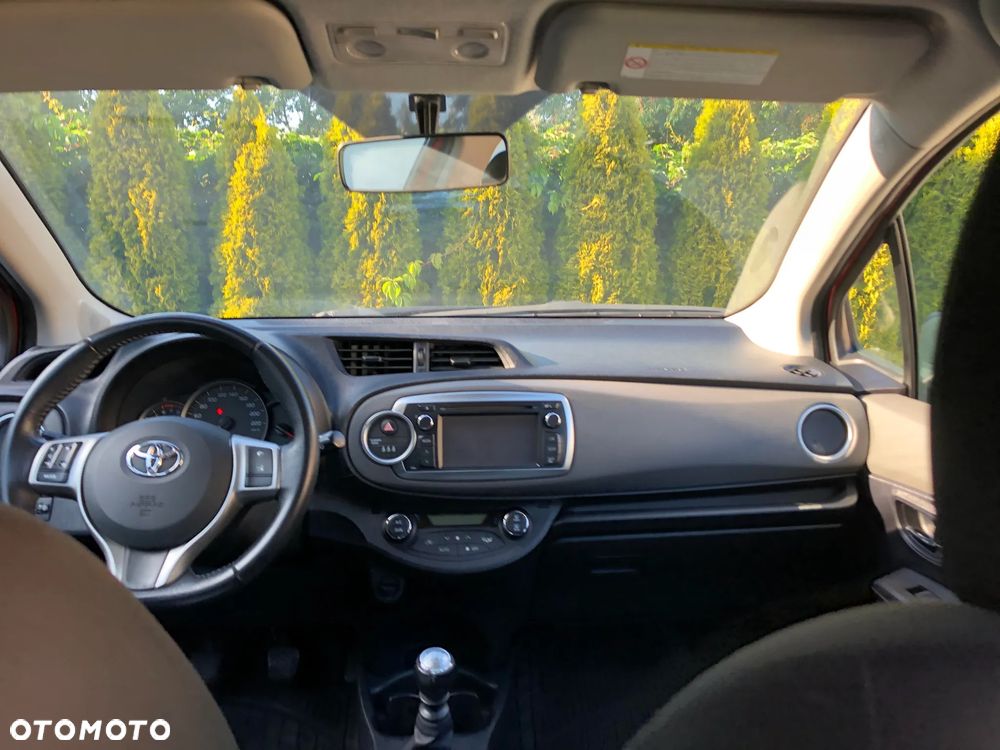 Toyota Yaris 1.33 Active - 10