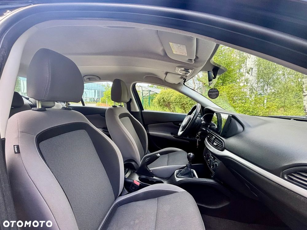 Fiat Tipo 1.4 16v Easy - 9