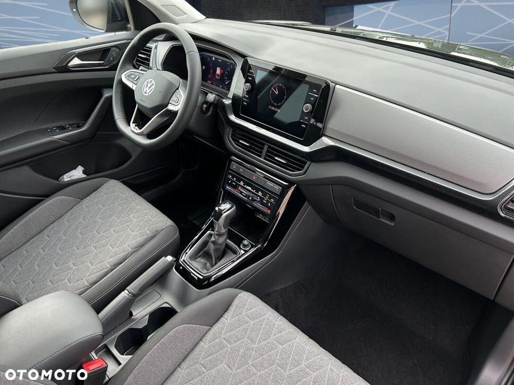 Volkswagen T-Cross - 14