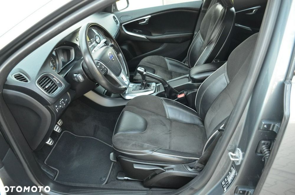 Volvo V40 - 21