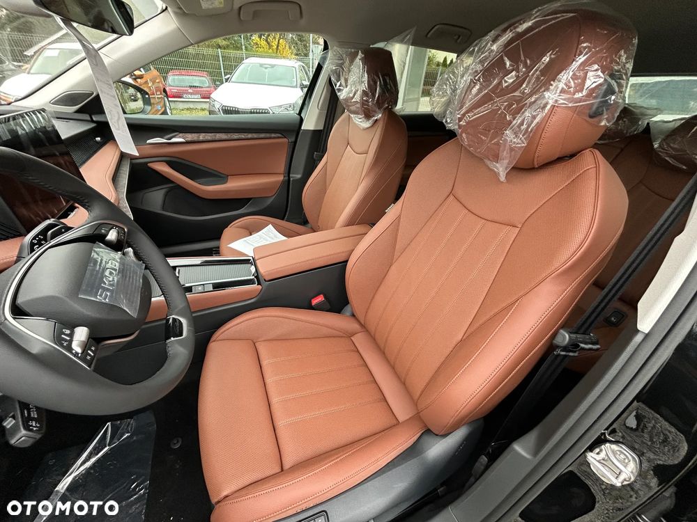 Skoda Superb 2.0 TSI 4x4 L&K DSG - 11
