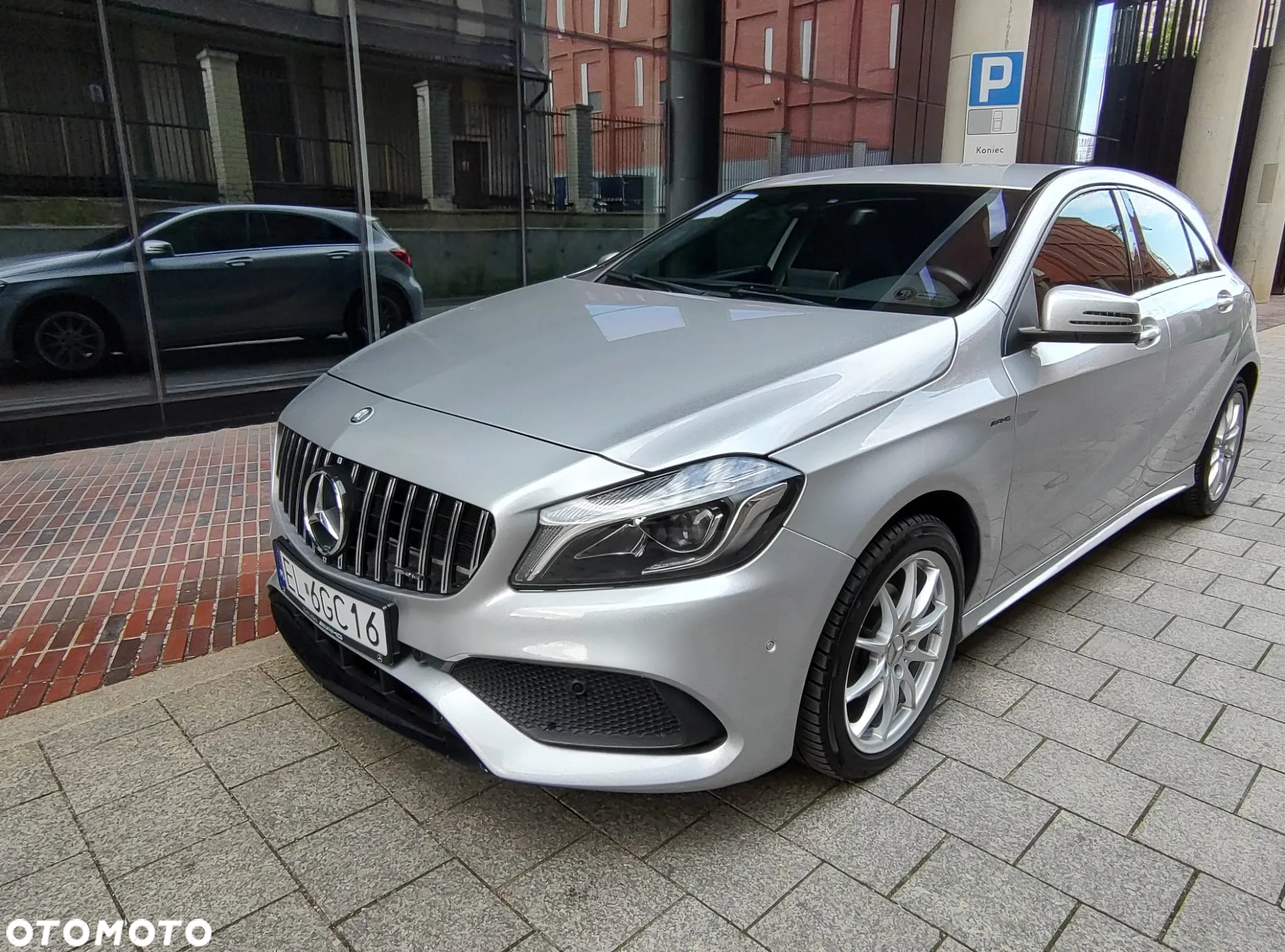 Mercedes-Benz Klasa A 180 CDI 7G-DCT AMG Line - 3