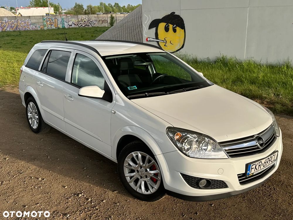Opel Astra 1.3 CDTI DPF - 11