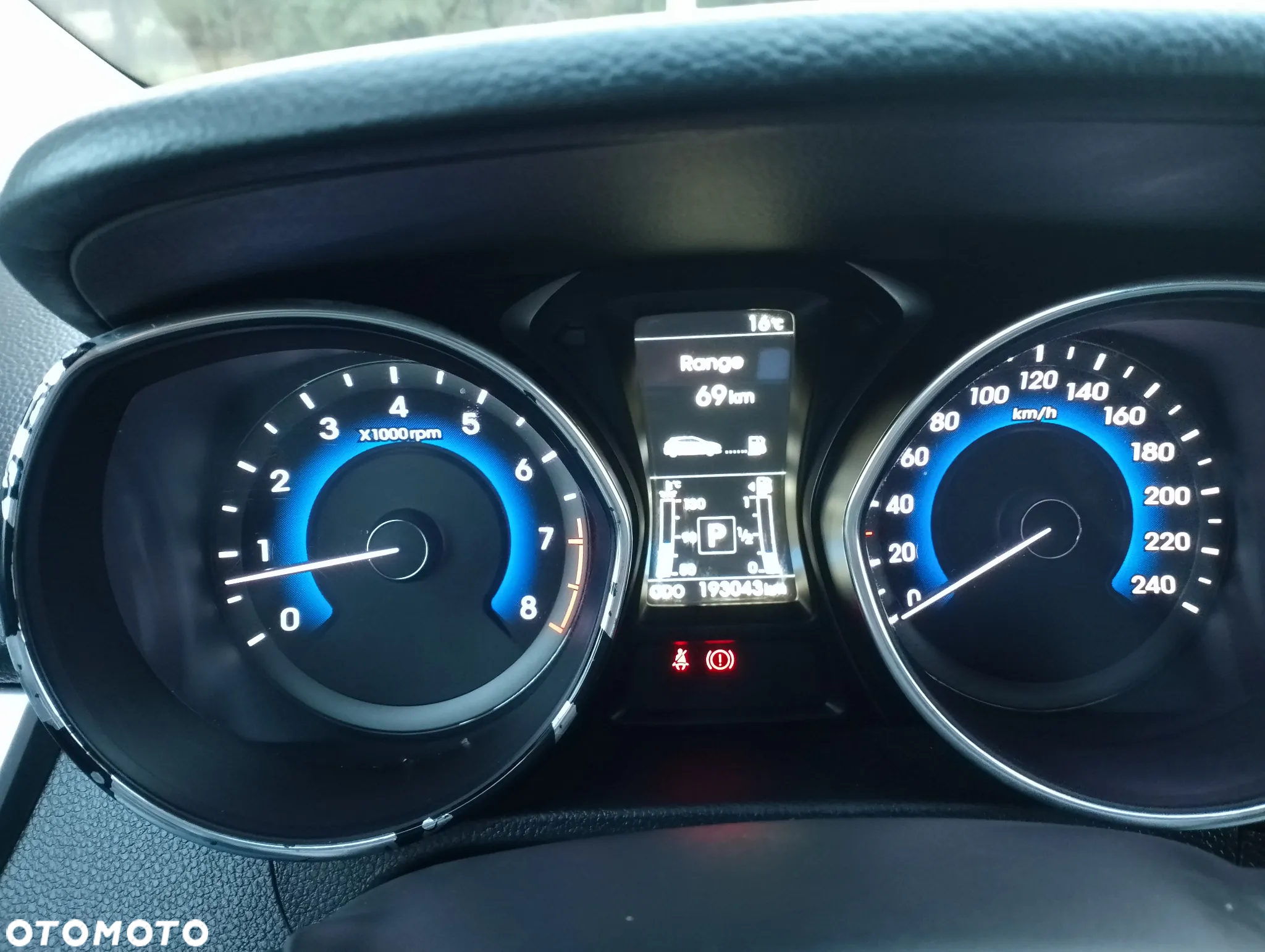 Hyundai i30 1.6 Automatik Style - 14