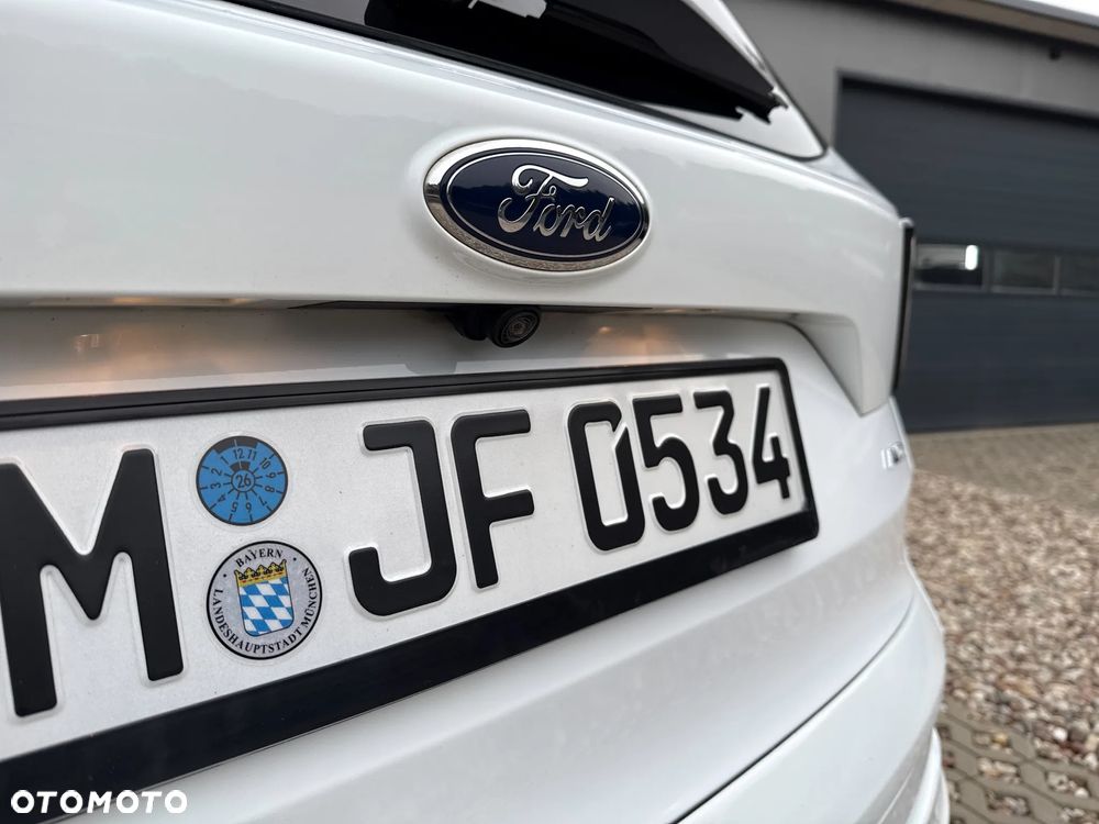 Ford Kuga 2.0 TDCi 4x4 ST-Line - 33