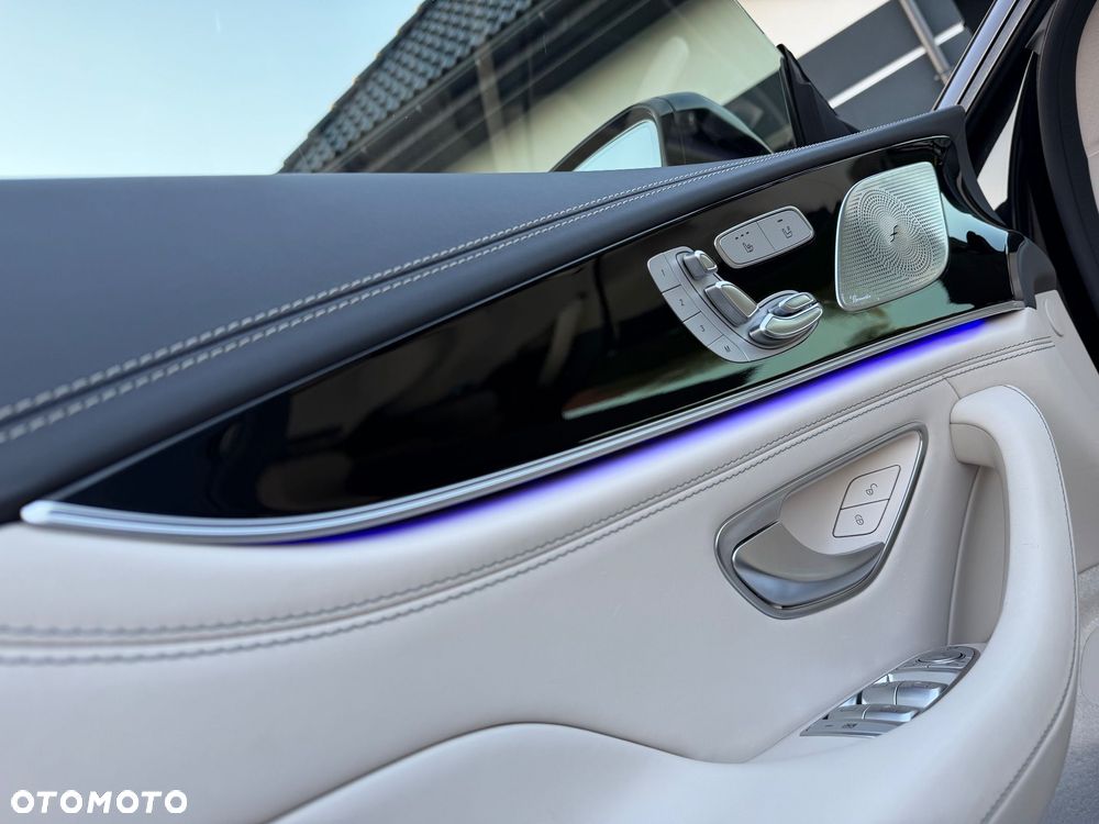 Mercedes-Benz AMG GT 43 4-Matic+ Special Edition Red - 14