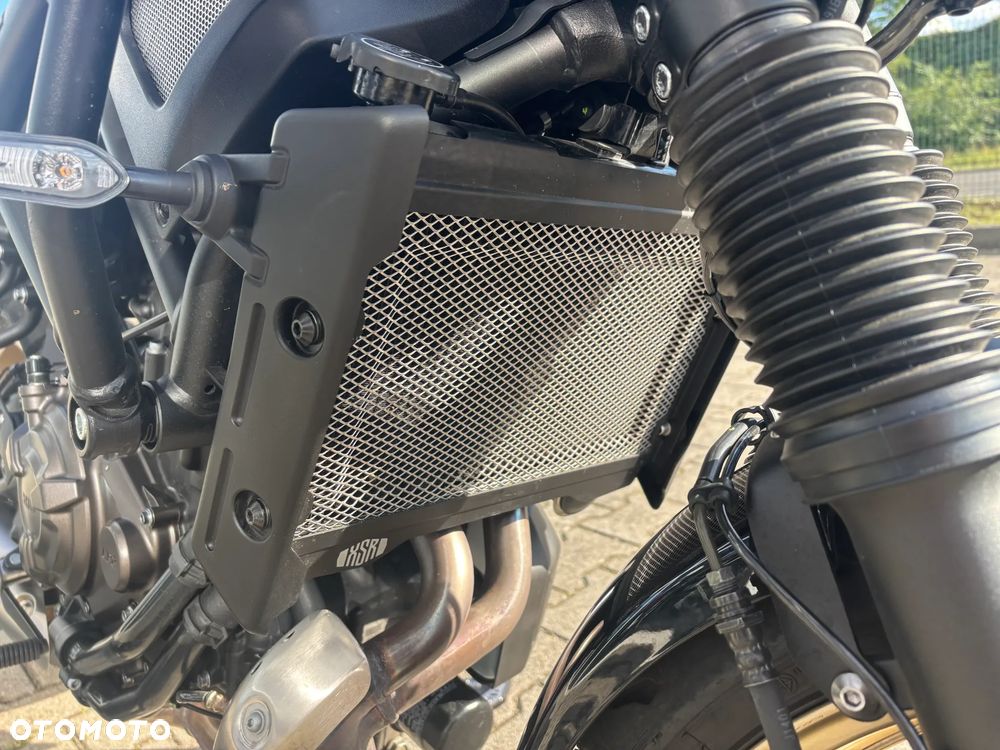 Yamaha XSR - 10