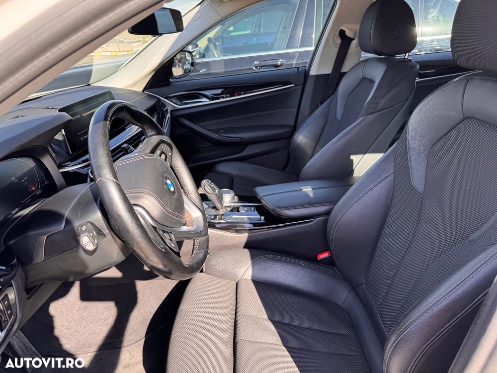 BMW Seria 5 520d Aut. - 7