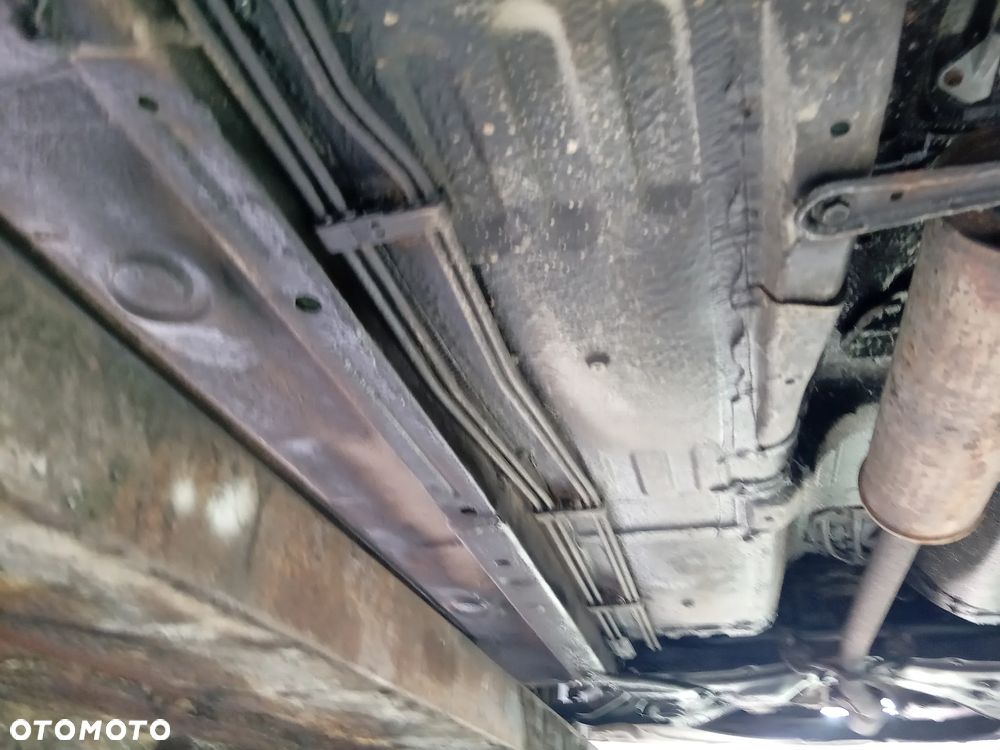 Toyota Yaris 1.3 Terra Plus - 13