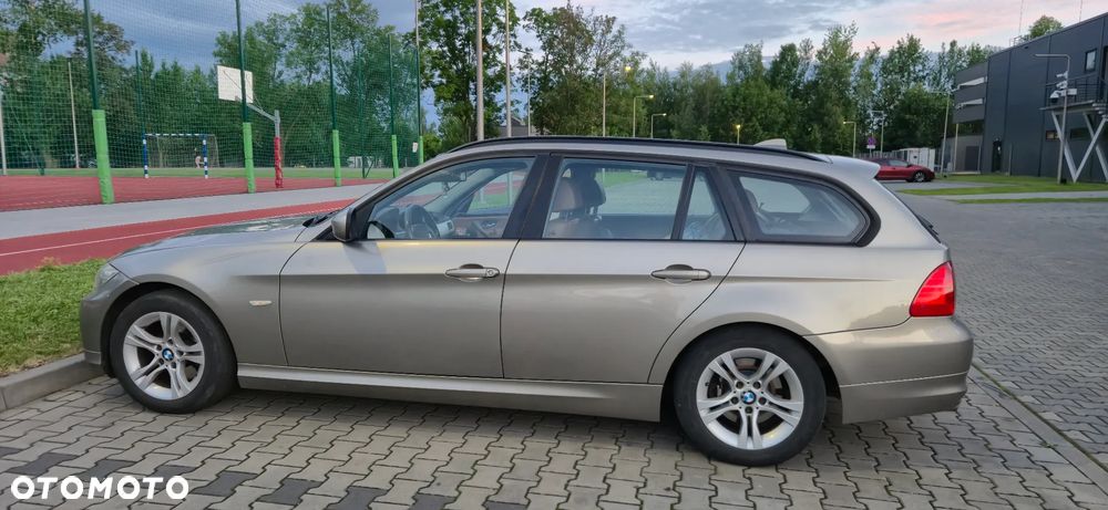 BMW Seria 3 320d - 2