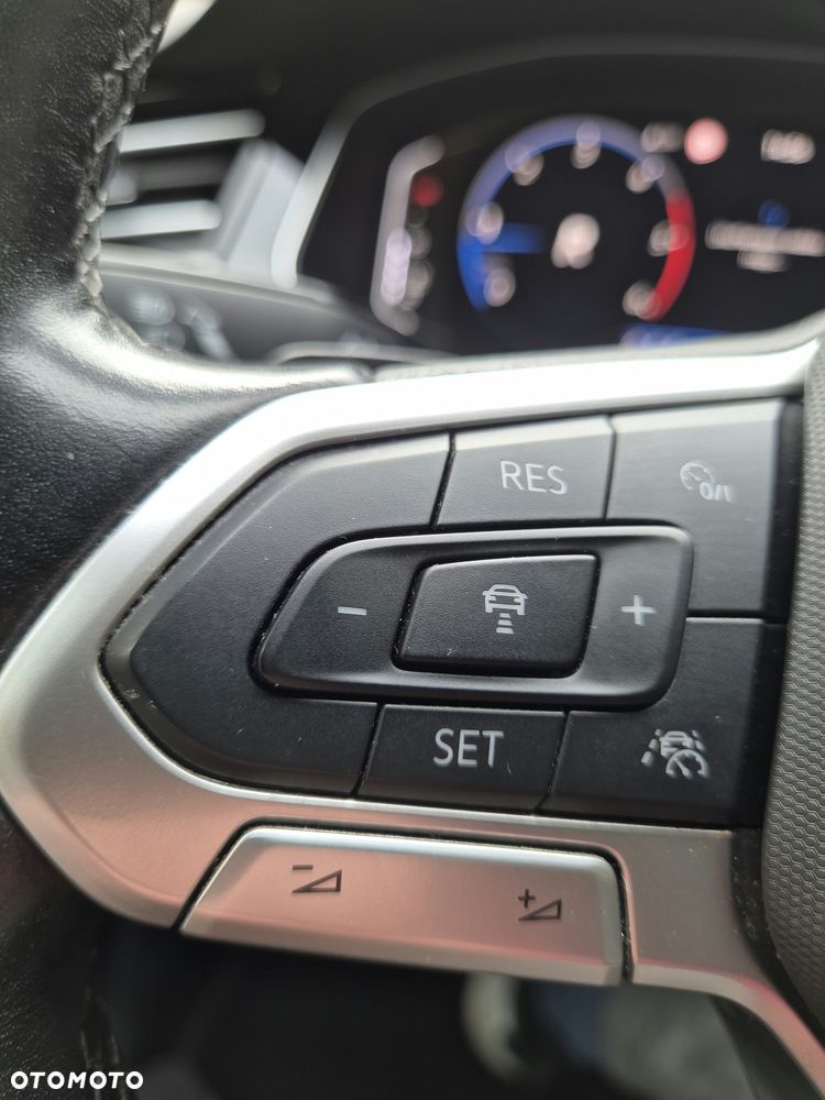 Volkswagen Passat 2.0 TDI SCR Style DSG - 19