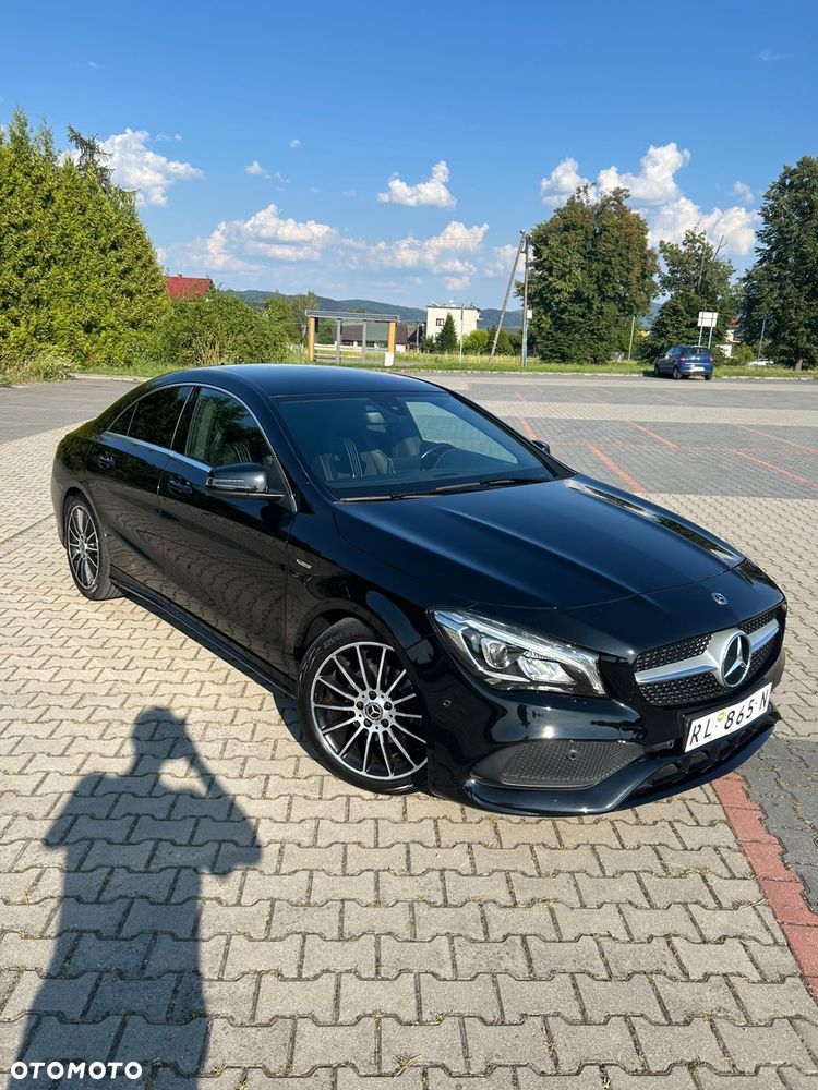 Mercedes-Benz CLA 180 7G-DCT AMG Line - 10