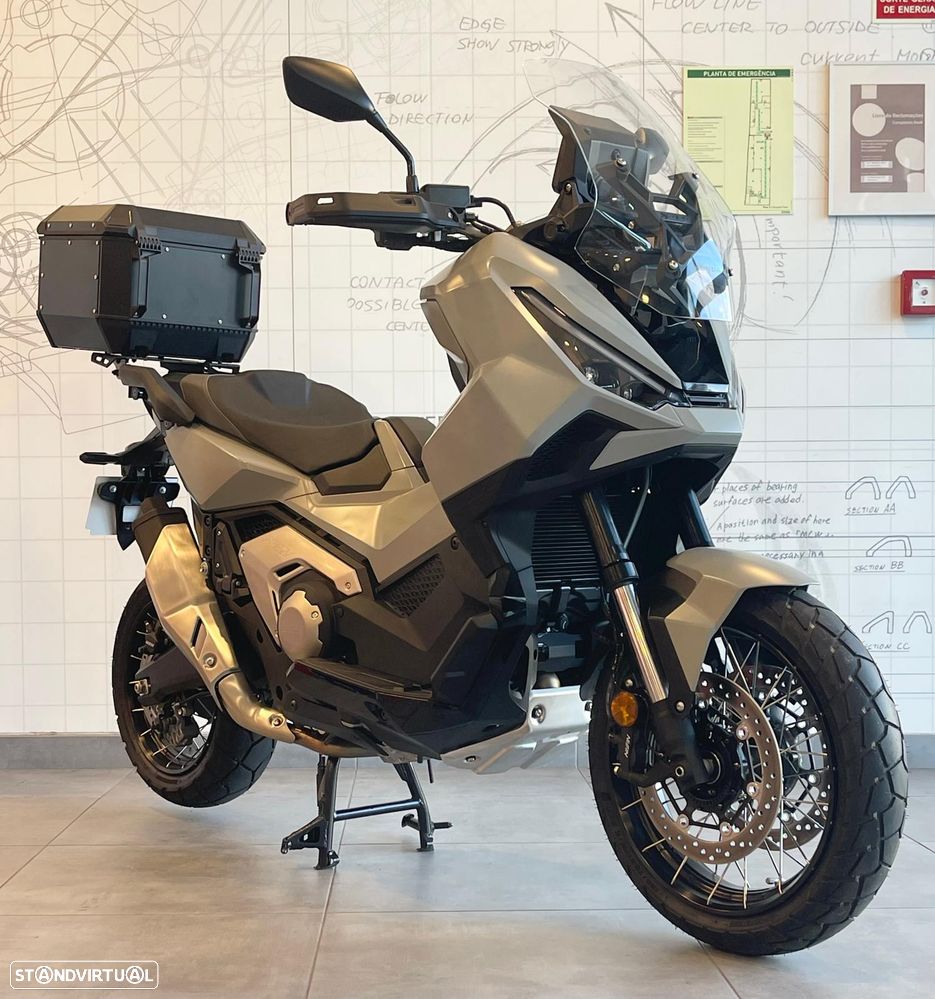 Honda X-ADV 750 - 1