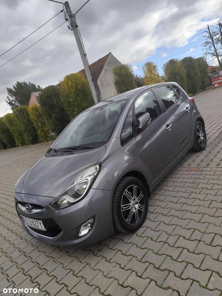 Hyundai ix20 1.4 Premium - 12