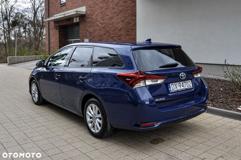 Toyota Auris - 3