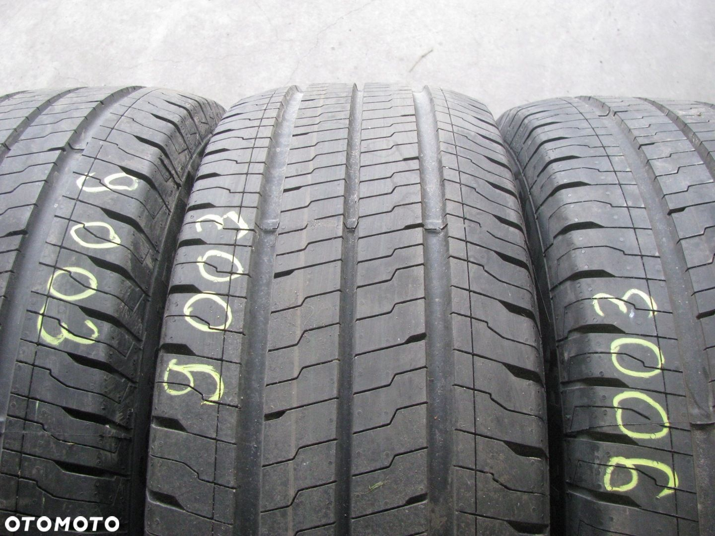 Continental VanContact Eco 235/65r16c 8mm 4 szt. - 2