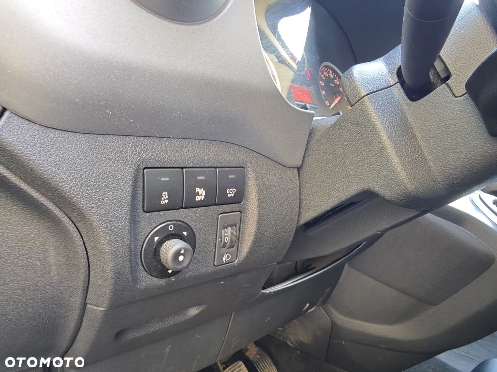 Citroën Berlingo Multispace BlueHDi 120 S&S SHINE - 21