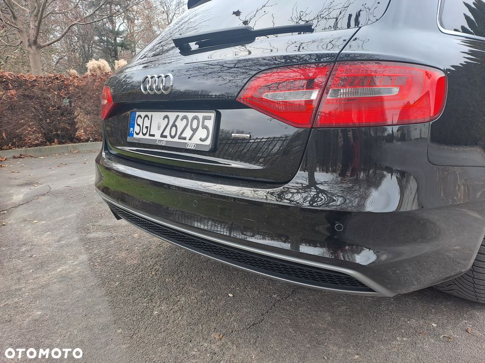 Audi A4 Avant 2014 photo 2